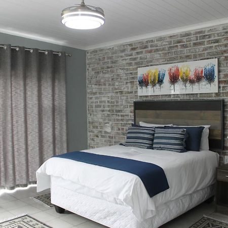Berry Lane Guesthouse Kroonstad Eksteriør billede