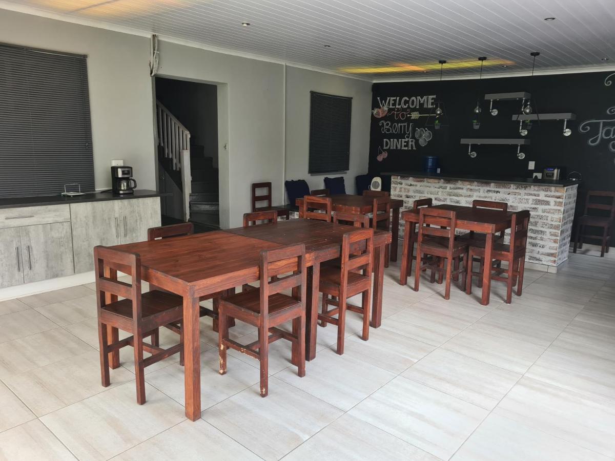 Berry Lane Guesthouse Kroonstad Eksteriør billede